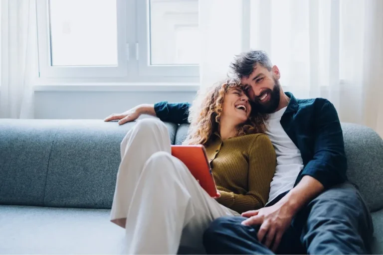 Online Couples Therapy in Toronto for Stronger Relationships